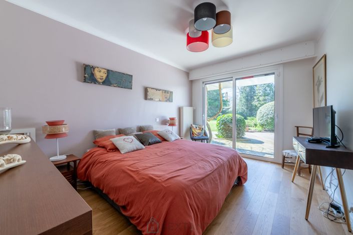 Image No.13-Propriété de 4 chambres à vendre à Fontainebleau