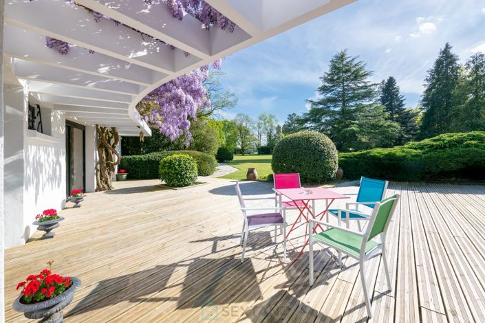 Image No.3-Propriété de 4 chambres à vendre à Fontainebleau