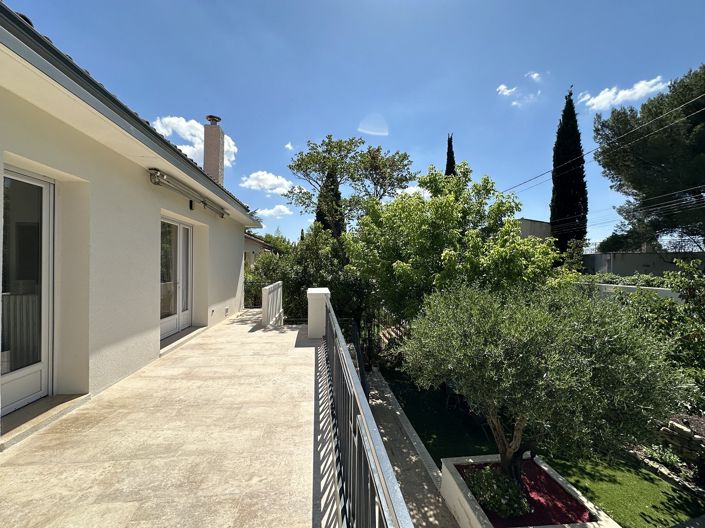 Image No.5-Villa de 4 chambres à vendre à Nîmes