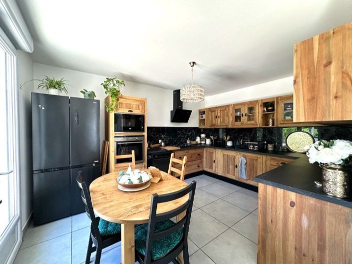 Image No.9-Villa de 4 chambres à vendre à Nîmes