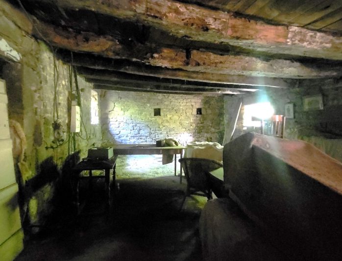 Image No.5-4 Bed Property for sale