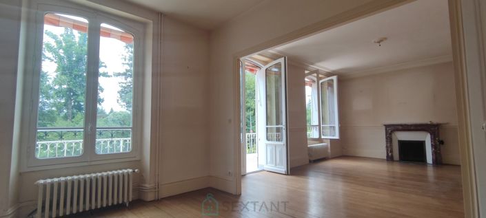 Image No.8-4 Bed Property for sale