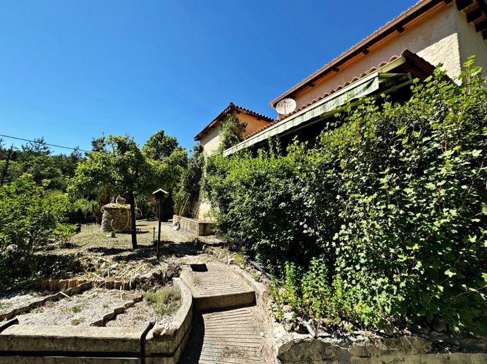 Image No.1-5 Bed Property for sale