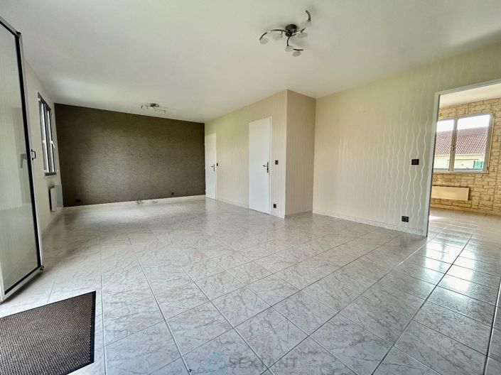 Image No.8-2 Bed House for sale