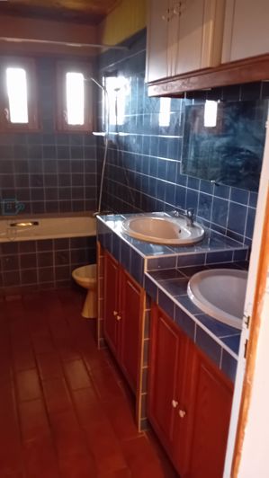 Image No.10-Propriété de 4 chambres à vendre à France