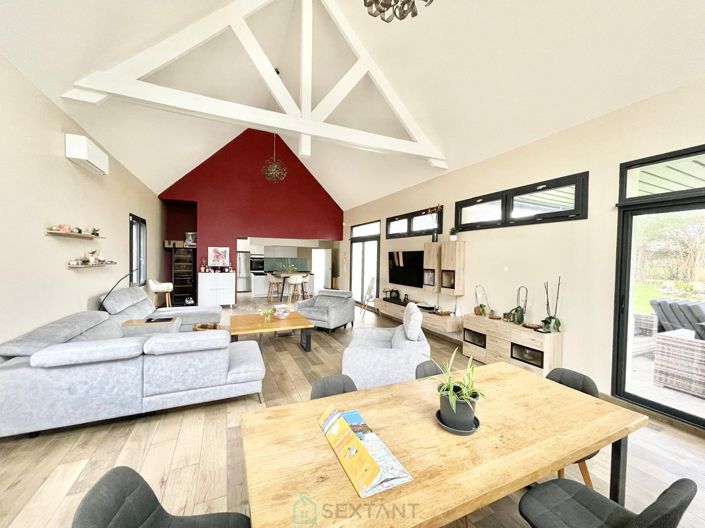 Image No.2-5 Bed Property for sale