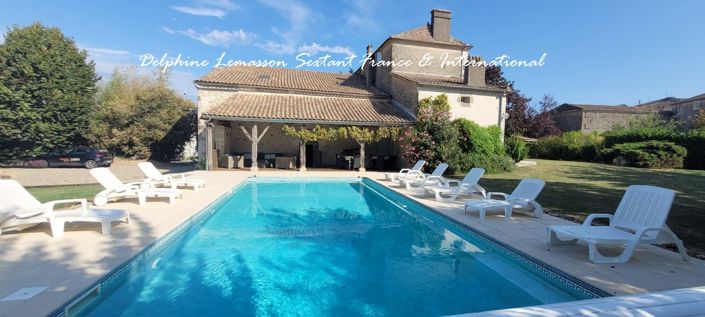 Image No.3-Propriété de 6 chambres à vendre à Duras