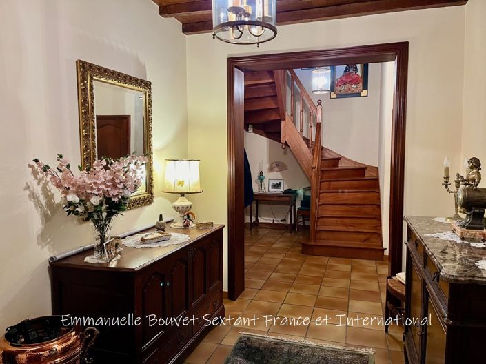 Image No.7-4 Bed House for sale