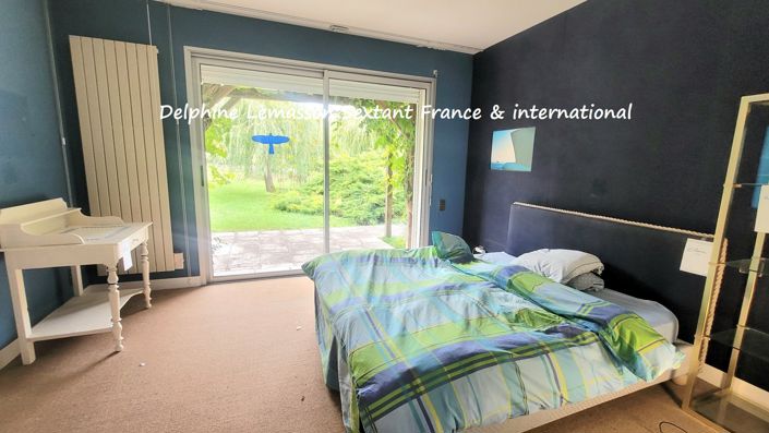 Image No.20-3 Bed Property for sale