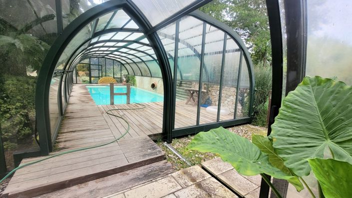 Image No.27-3 Bed Property for sale