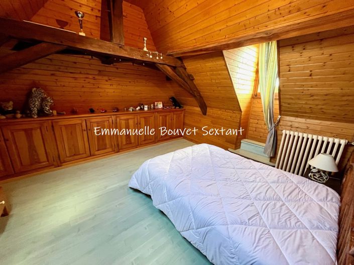 Image No.12-4 Bed Property for sale