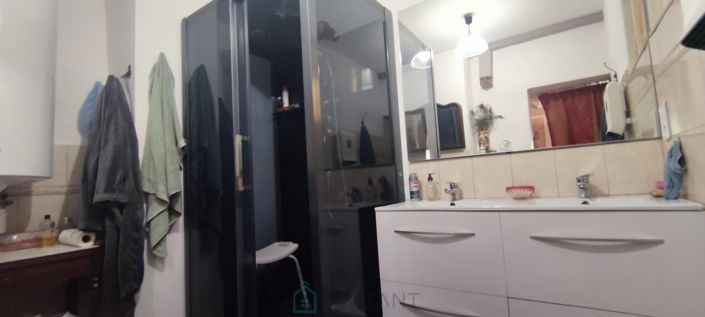 Image No.13-4 Bed Property for sale