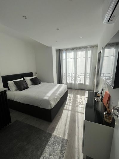 Image No.2-1 Bed Property for sale