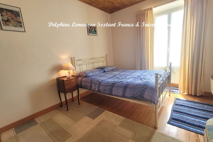 Image No.13-4 Bed Property for sale