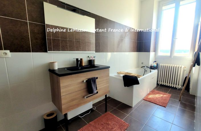 Image No.14-Propriété de 8 chambres à vendre à Vélines