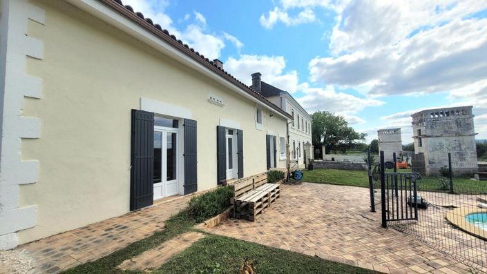 Image No.28-Propriété de 8 chambres à vendre à Vélines