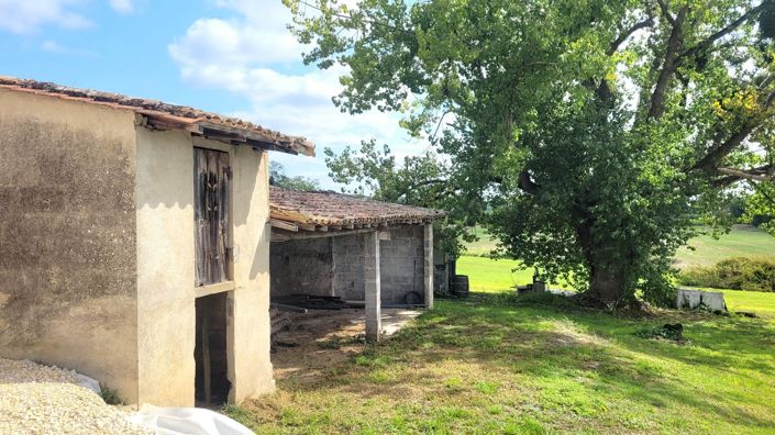 Image No.30-Propriété de 8 chambres à vendre à Vélines