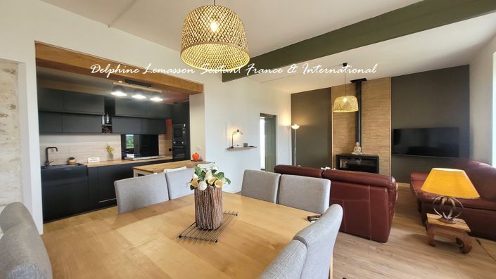 Image No.7-Propriété de 8 chambres à vendre à Vélines