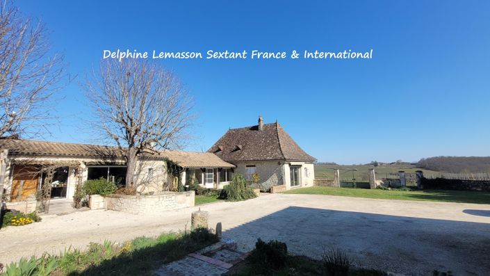 Image No.5-8 Bed Property for sale