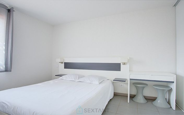 Image No.7-1 Bed Property for sale