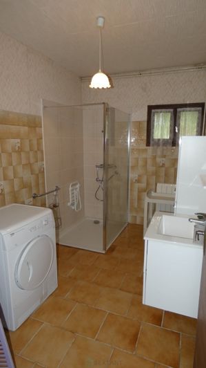 Image No.8-6 Bed Property for sale