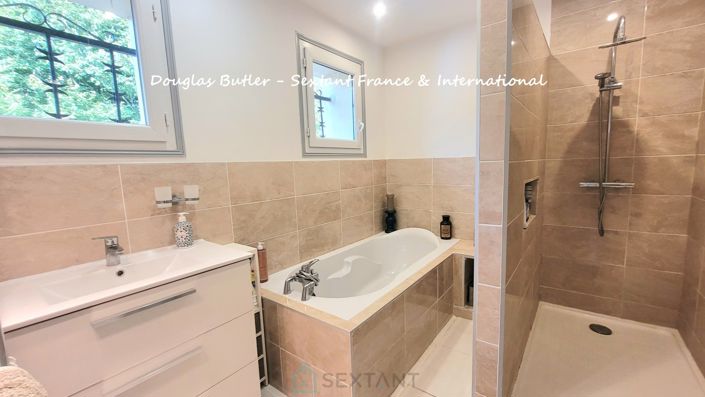 Image No.13-3 Bed House for sale