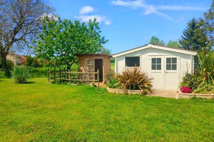 Image No.9-2 Bed House for sale