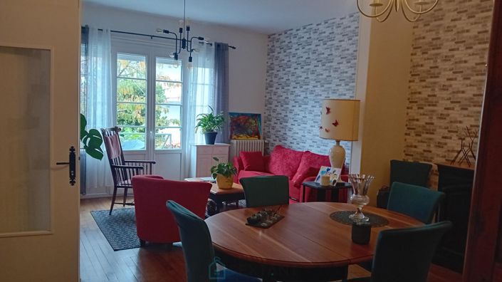 Image No.1-2 Bed Property for sale