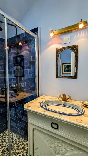 Image No.19-6 Bed Property for sale