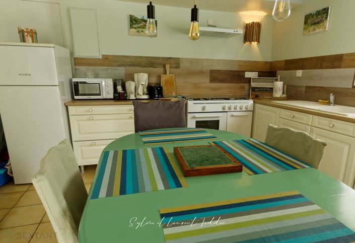 Image No.7-5 Bed Property for sale