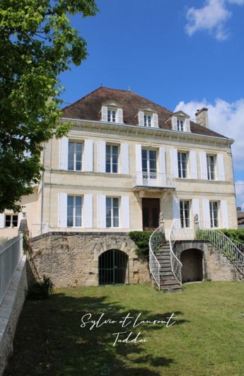 Image No.1-6 Bed House for sale