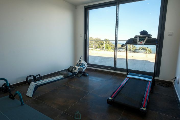 Image No.21-Propriété de 6 chambres à vendre à Istres