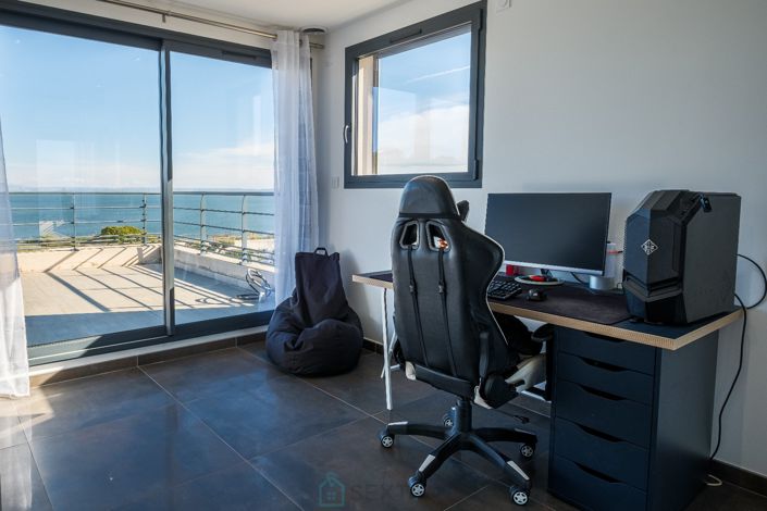 Image No.22-Propriété de 6 chambres à vendre à Istres