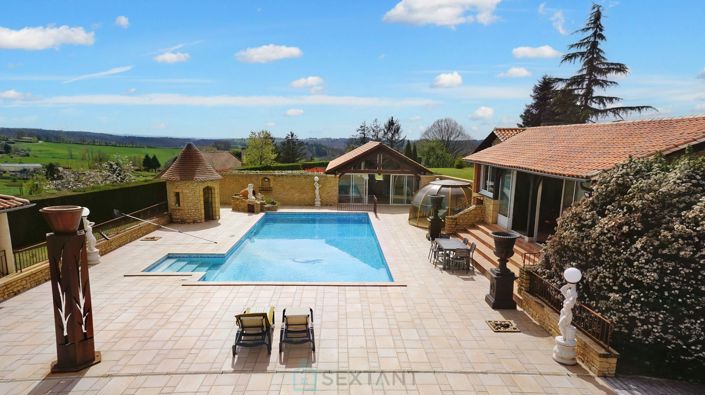 Image No.1-6 Bed Property for sale