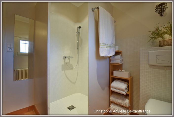 Image No.10-4 Bed House for sale