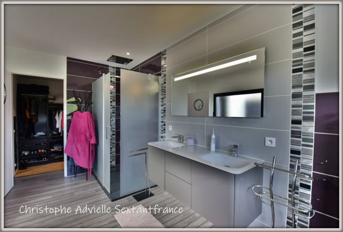 Image No.16-4 Bed Property for sale