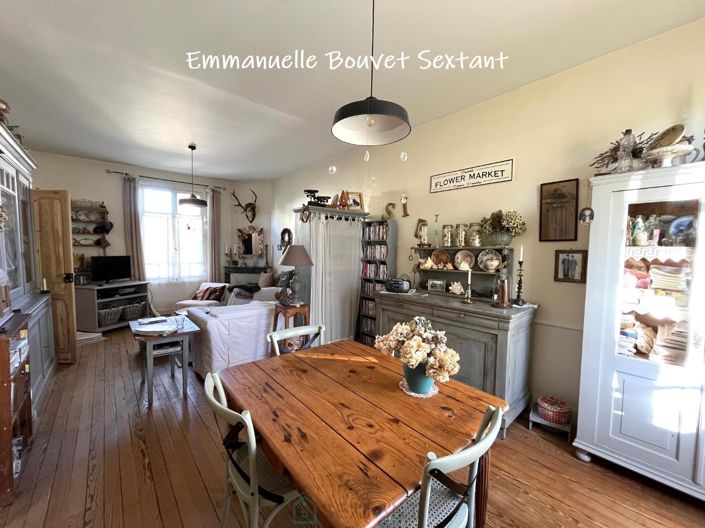 Image No.1-5 Bed Property for sale