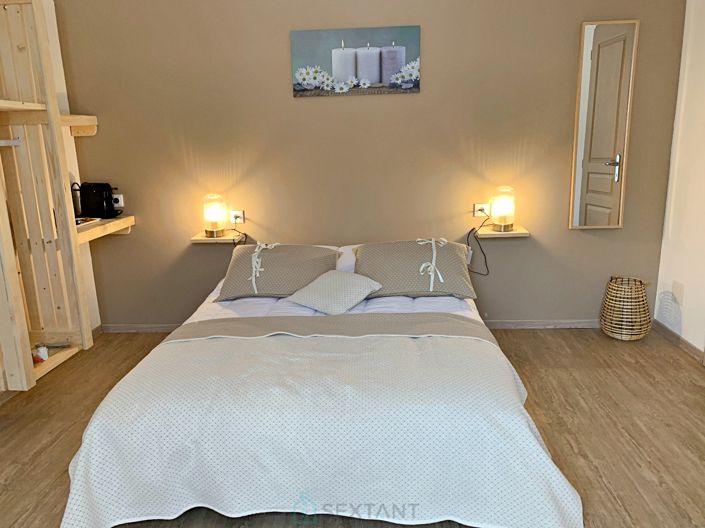 Image No.6-5 Bed Property for sale