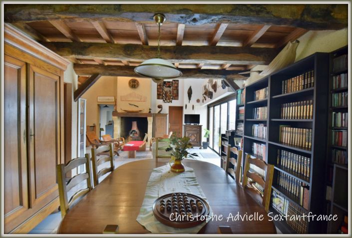 Image No.4-4 Bed Property for sale