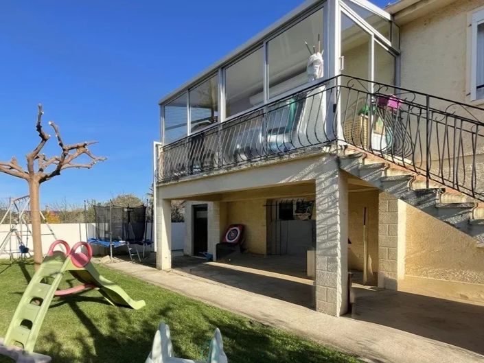 Image No.22-4 Bed Property for sale