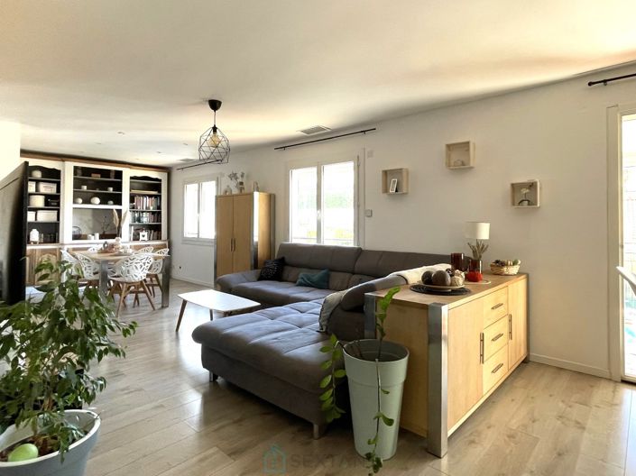 Image No.1-Propriété de 4 chambres à vendre à Istres