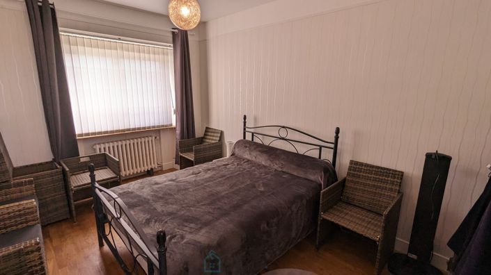 Image No.14-5 Bed Property for sale