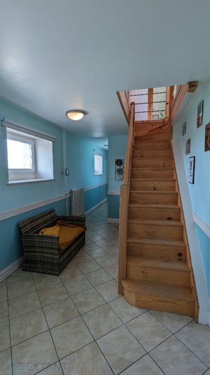 Image No.22-5 Bed Property for sale