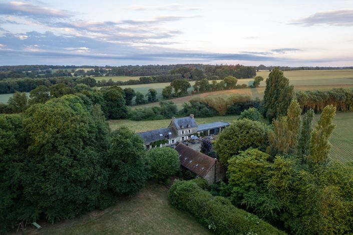 Image No.37-8 Bed Property for sale