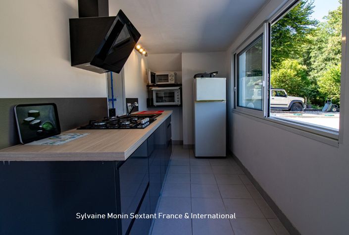 Image No.15-5 Bed Property for sale