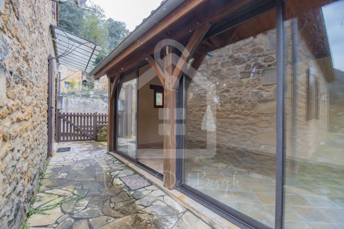 Image No.14-2 Bed House for sale