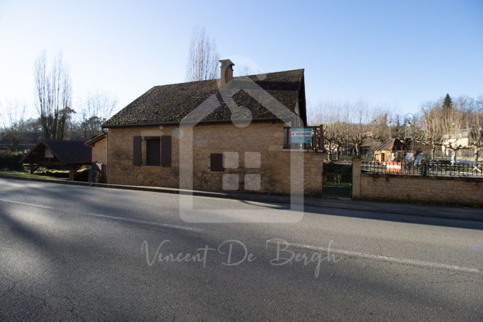 Image No.4-2 Bed House for sale