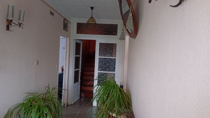 Image No.10-4 Bed Property for sale