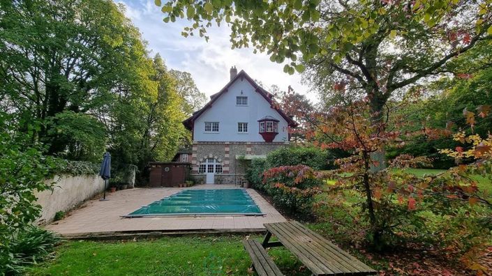 Image No.3-Propriété de 8 chambres à vendre à Montévrain