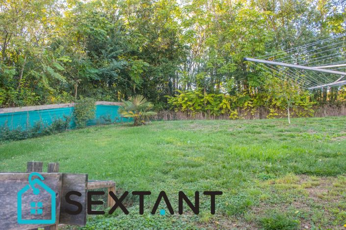 Image No.12-5 Bed House for sale